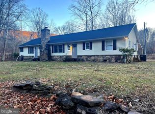 7934 N River Rd, Rio, WV 26755