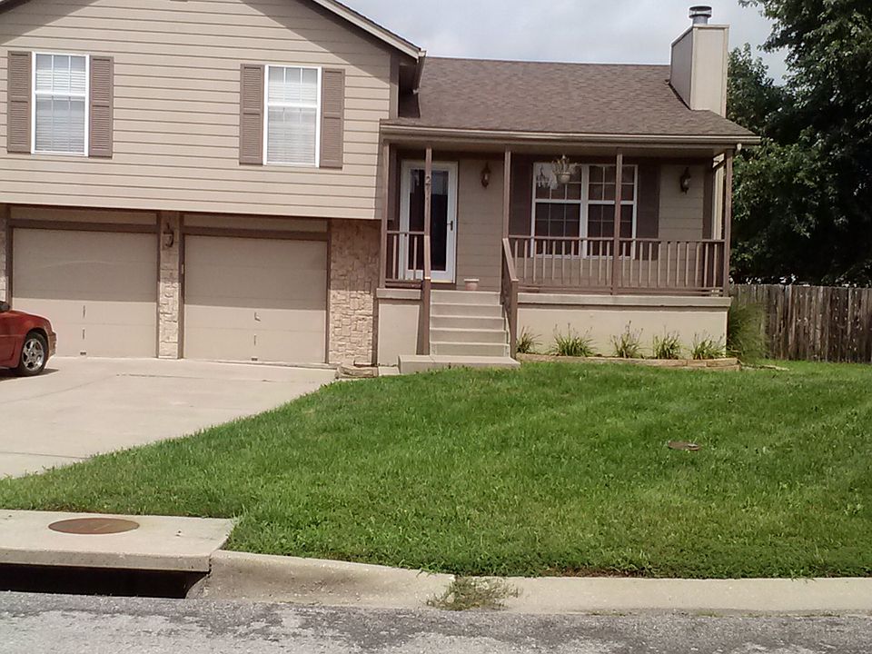 1st image of 211 Rock Creek Dr
