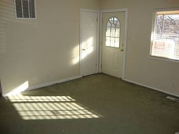 5th image of 1666 Oxford Ave