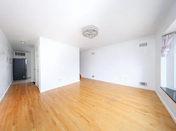 139 Kiswick Street image 5 of 31