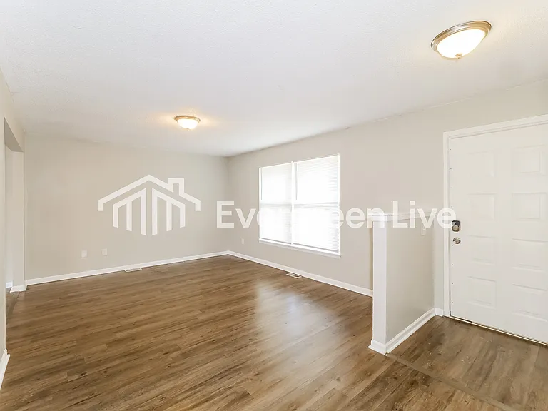 1109 NE 9th Street Ter — Photo 4