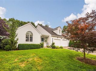 91 Quarry Ridge Rd, New Preston Marble Dale, CT 06777