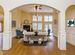 15701 Oleta Ln, Sugar Land, TX 77498