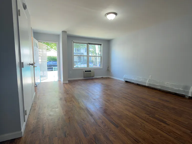 176 Dwight St #1 — Photo 4