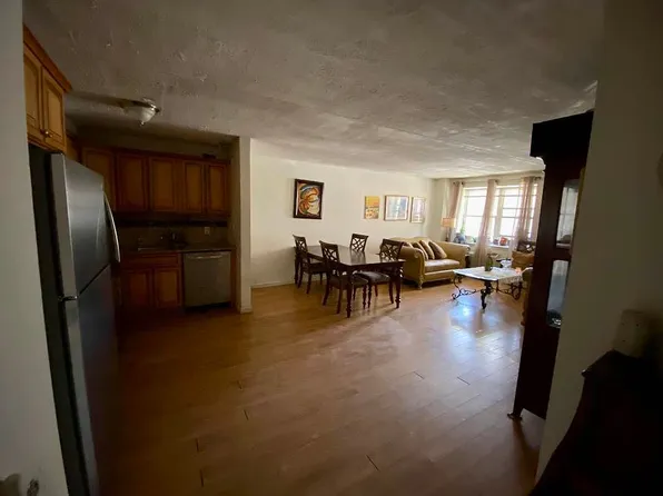 260 81st Bch Unit 2K, Far Rockaway, NY 11693