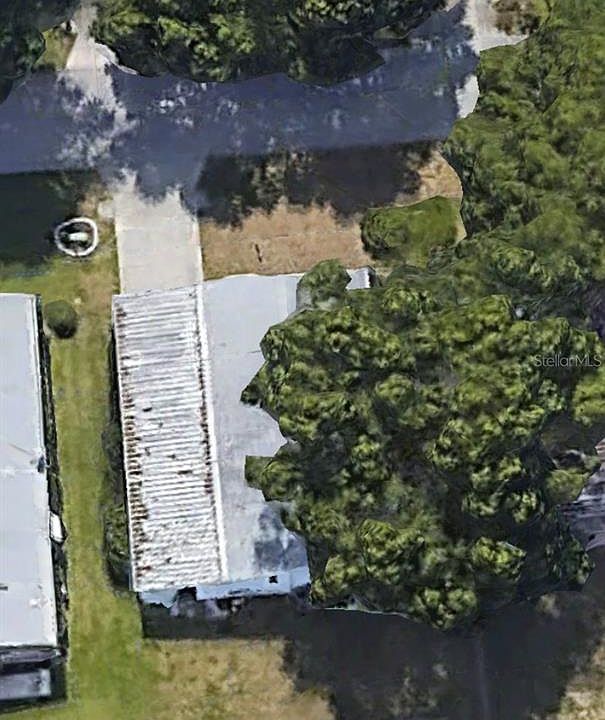 1st image of 465 Village Cir SW