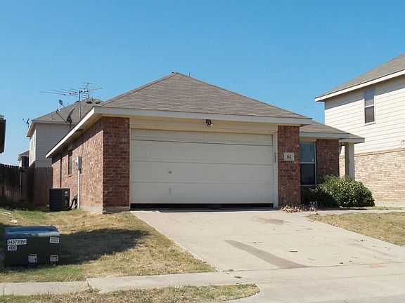 3rd image of 162 Jefferson Dr