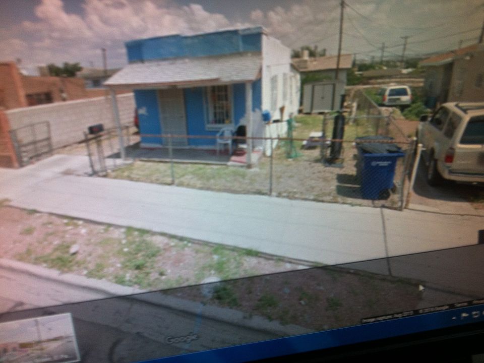 2nd image of 3308 N Piedras St
