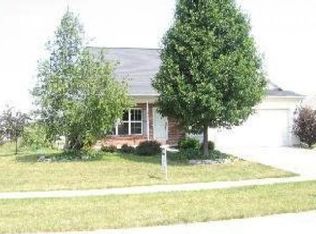 3114 Creek Side Rd, Bloomington, IL 61704