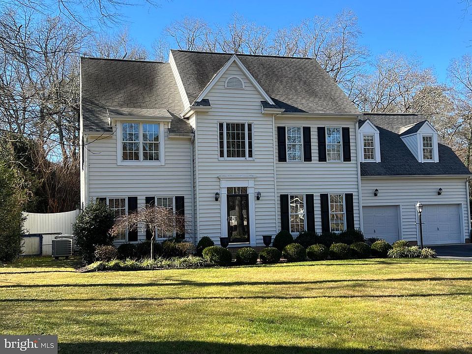 1st image of 502 Indian Ln