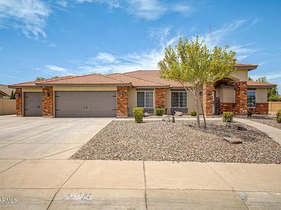 40376 N CAPE WRATH Drive, San Tan Valley, AZ, 85140