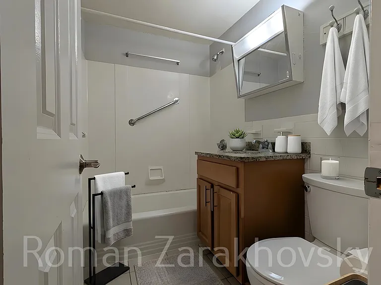 104 Babcock St #4 — Photo 20
