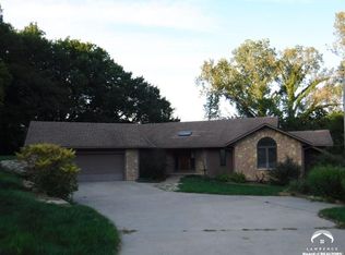 4100 Wimbledon Dr, Lawrence, KS 66047