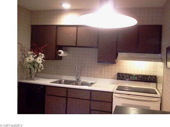 5th image of 79 Atterbury Blvd APT 113