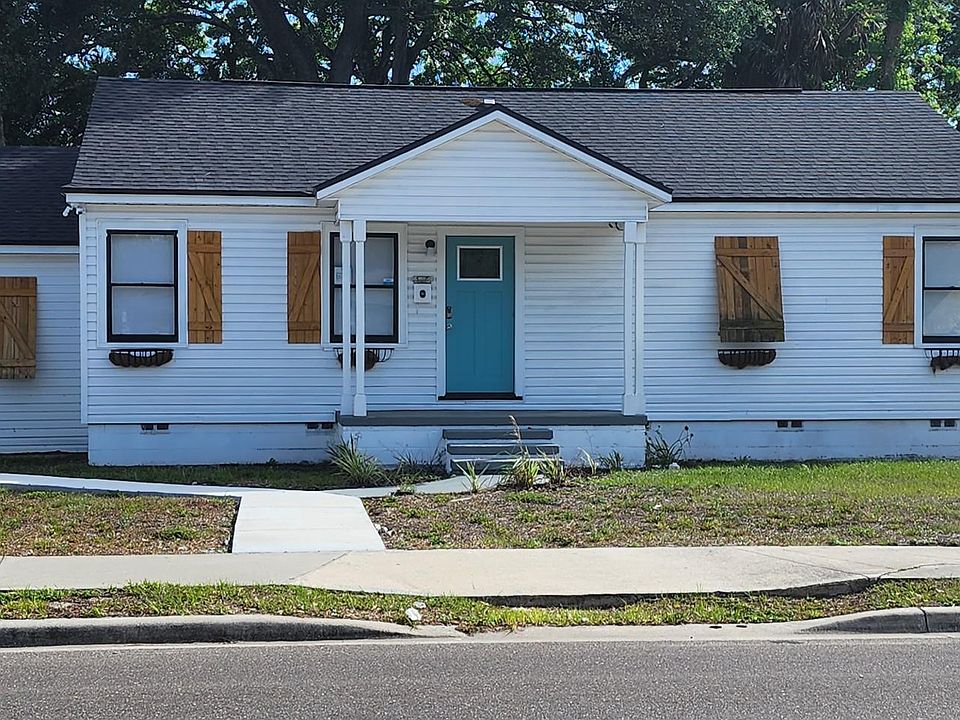 1st image of 1917 E 21st Ave