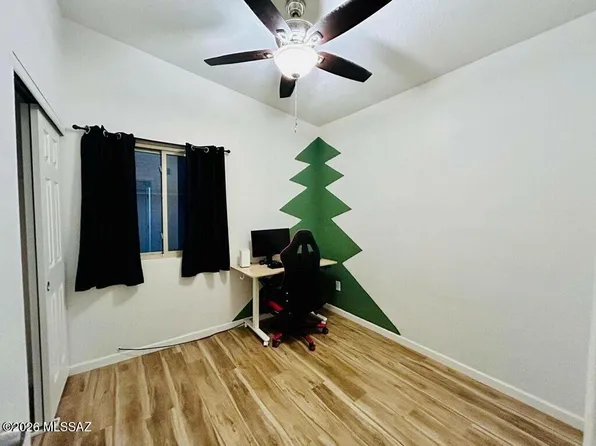 7028 N Starview Dr, Tucson, AZ 85741