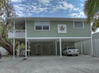 1104 Point Of Rocks Rd, Sarasota, FL 34242