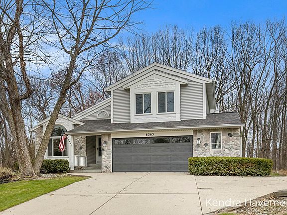 4th image of 6363 Los Altos Dr NE