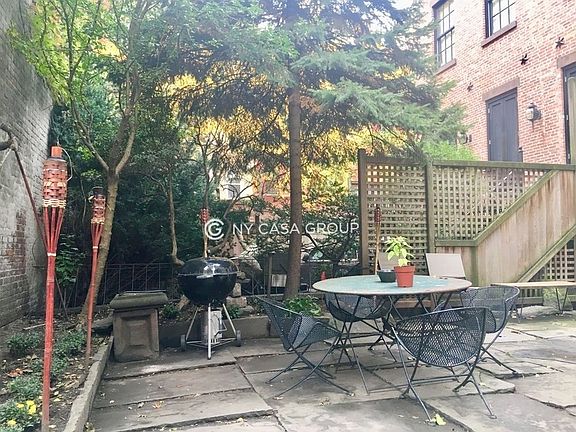 5th image of 15 Cranberry St APT 102