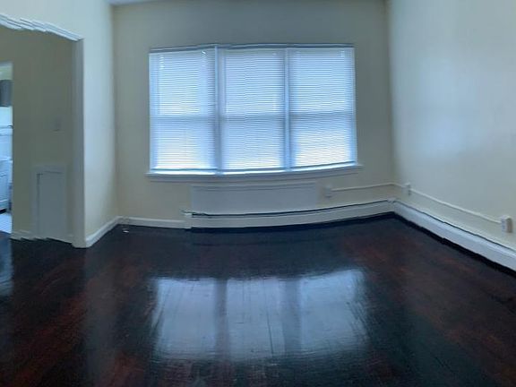 3rd image of 1310 Mishawaka Ave APT 7