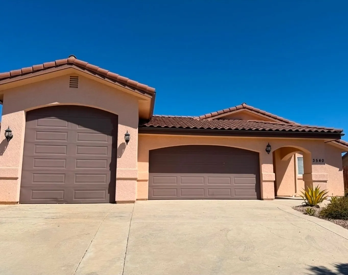 Newer 3-Bedroom Home in Heritage Ranch — Photo 1
