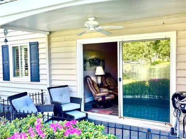 850 Mallery St #9W, Saint Simons Island, GA 31522