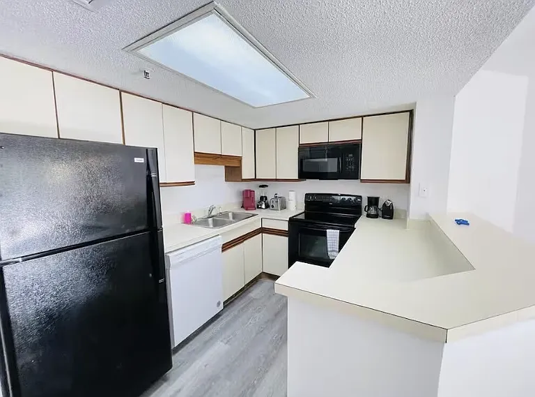 5511 N Ocean Blvd #206 — Photo 13