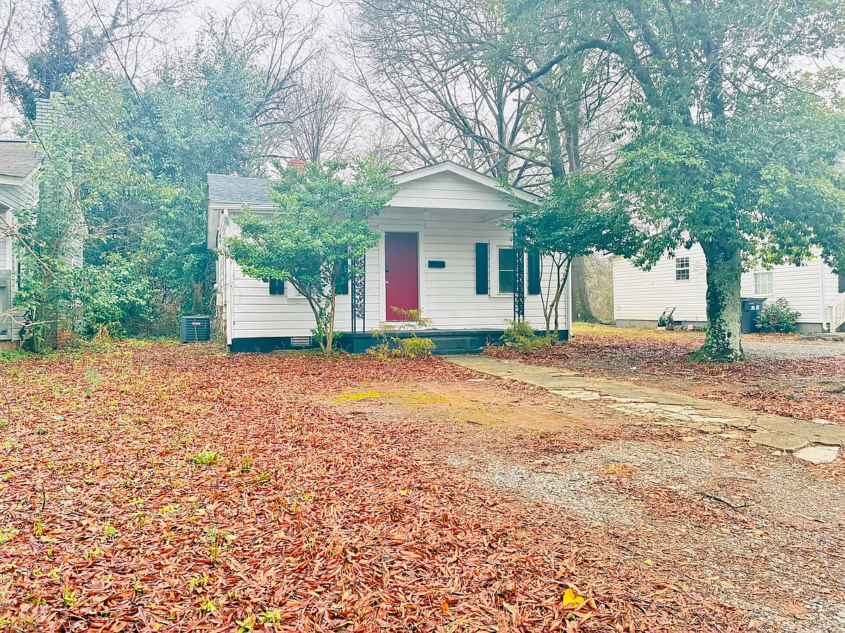 Building Photo - 2554 Hemphill St