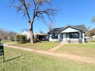 905 2nd St, Graham, TX 76450