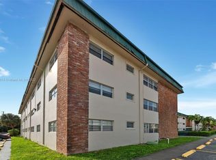 1450 Atlantic Shores Blvd APT 101, Hallandale, FL 33009