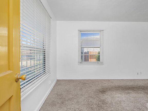5th image of 308 Cypress St