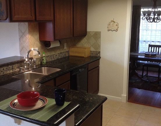 4th image of 6126 Royal Point