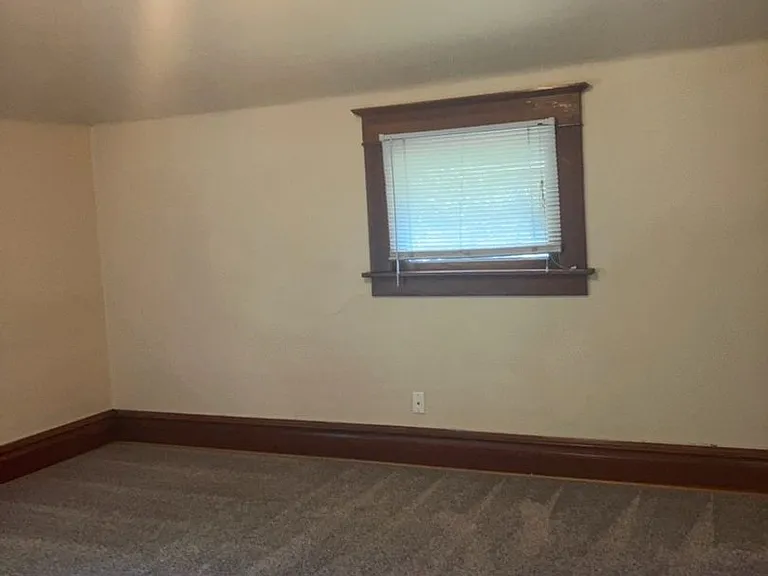 1247 Franklin St — Photo 13