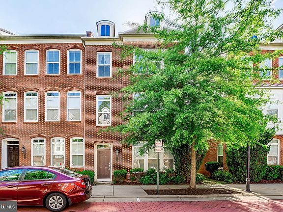 2nd image of 9526 Canonbury Sq
