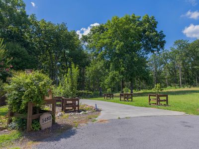 1480 Bicentennial Trl, Rock Spring, GA, 30739
