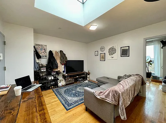 Rented by Oxford Property Group | media 6