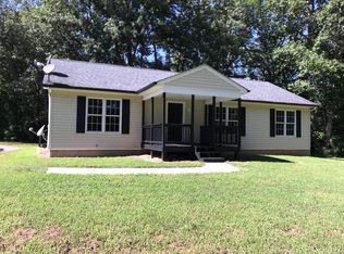 851 Lowe Dr, Hague, VA 22469