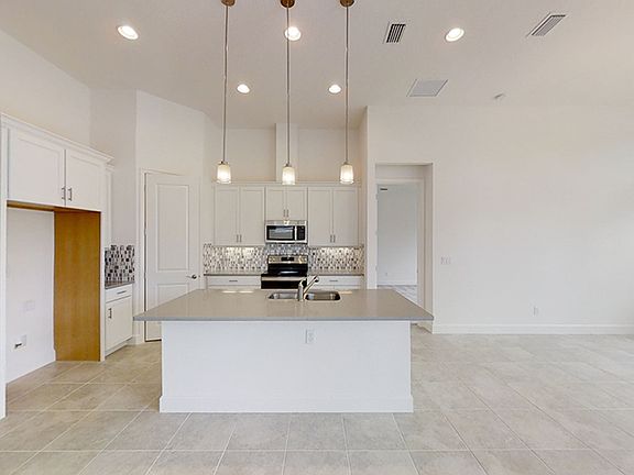 5th image of 6218 W Fallsgrove Ln