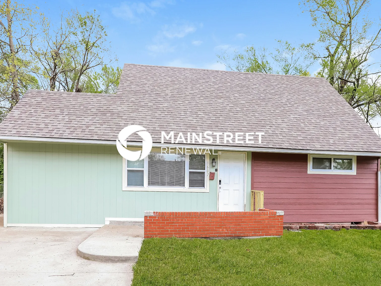 8607 Corrington Ave — Photo 1
