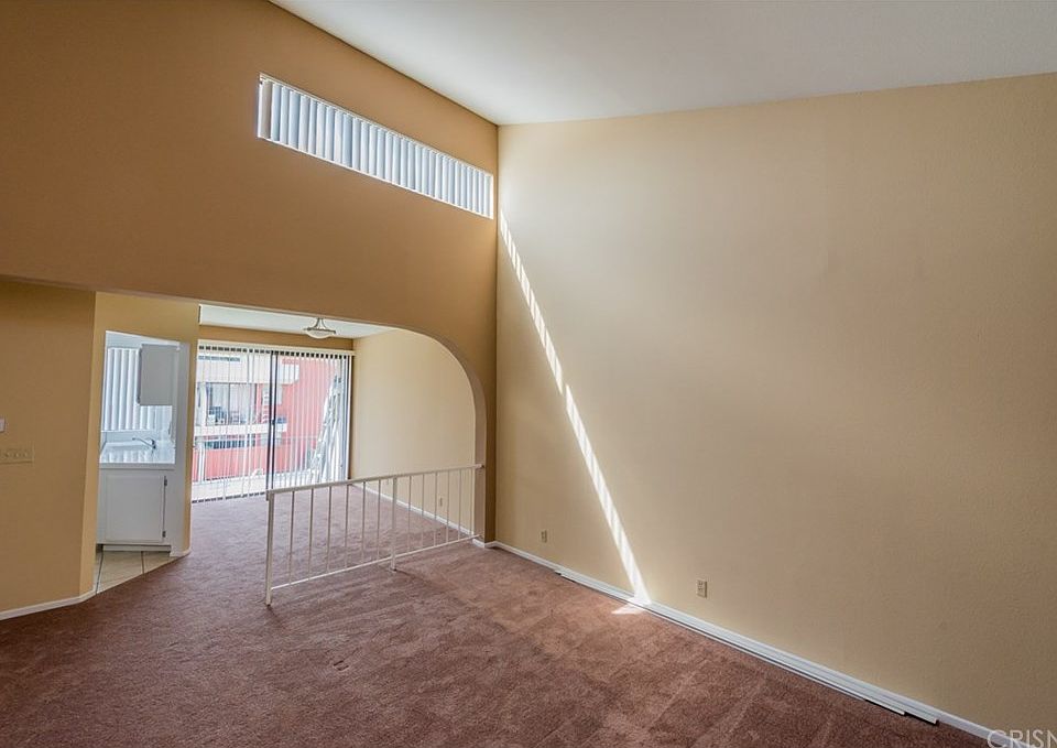1st image of 7211 Cozycroft Ave Unit 61
