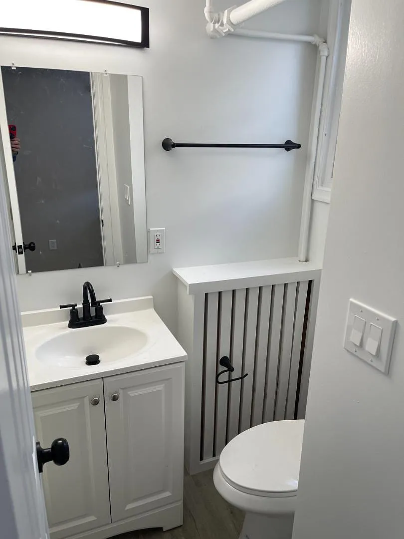 600 Main and 509 Montgomery Streets - 101 #8 - 1 Bed — Photo 3