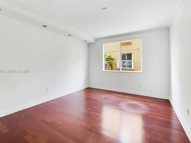151 Michigan Ave #525 — Photo 8