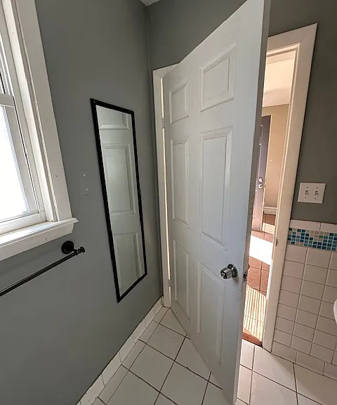 310 W Scott St #A — Photo 28