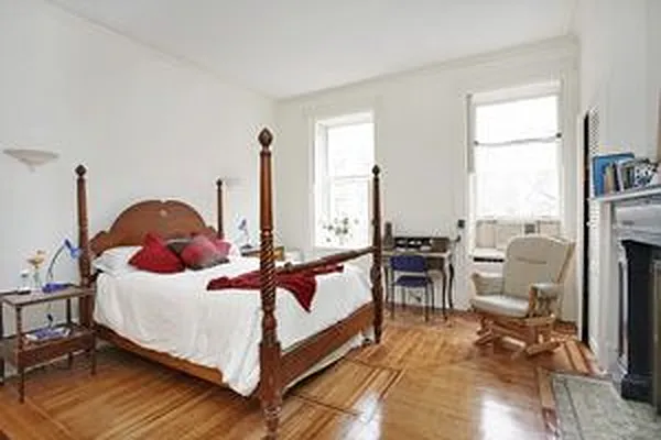 Sold by Douglas Elliman | media 36
