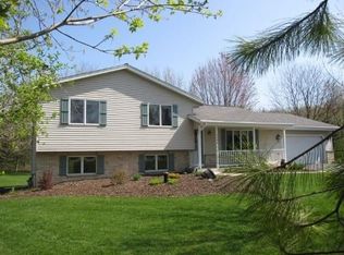 5094 Morning Glory Dr, West Bend, WI 53095