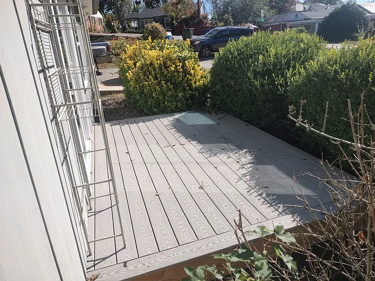 4 Wilshire Dr — Photo 3