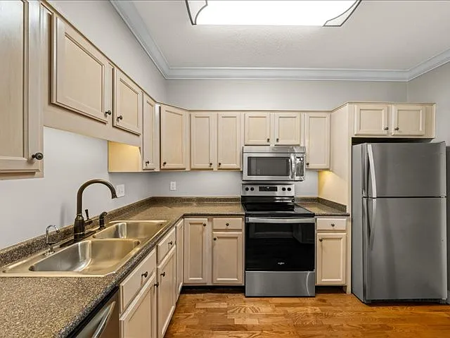 5709 Lyons View Pike #1110 — Photo 12