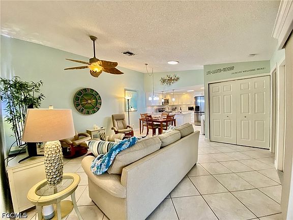 4th image of 15546 Crystal Lake Dr