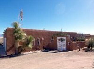 712 Rio Ruidoso Rd NE, Rio Rancho, NM 87144