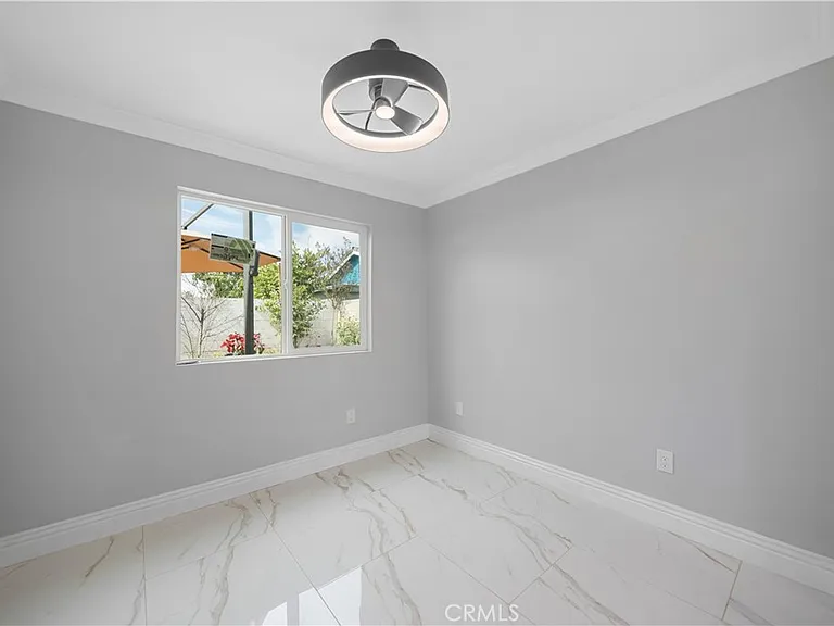 12943 Bess Ave — Photo 3